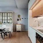 Three Colors - By Myhomeincomo Appartement *