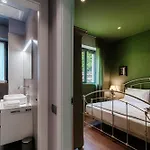 Appartement Three Colors - By Myhomeincomo