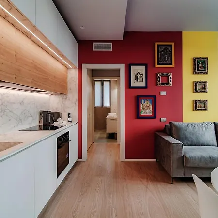 Appartement Three Colors - By Myhomeincomo
