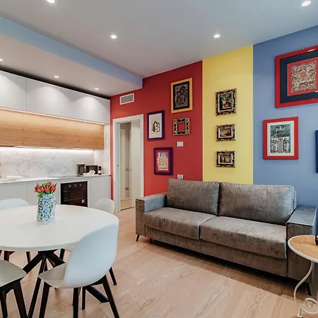 Three Colors - By Myhomeincomo Apartment Como